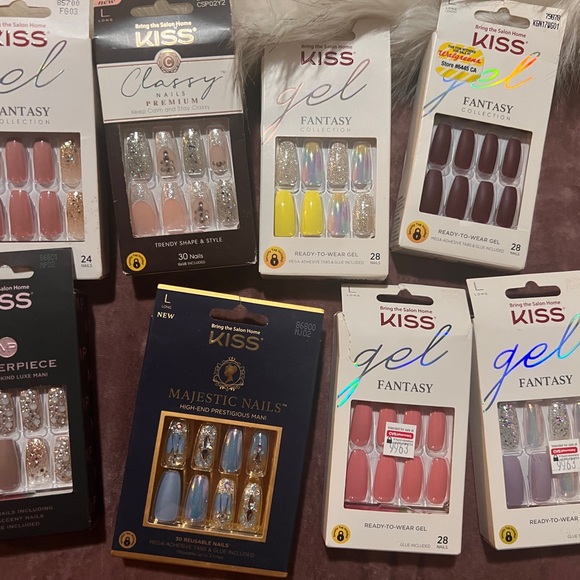 KISS Lot of 8 Brand New Press-on/Fake Nail Kits (Long length) - Picture 4 of 4